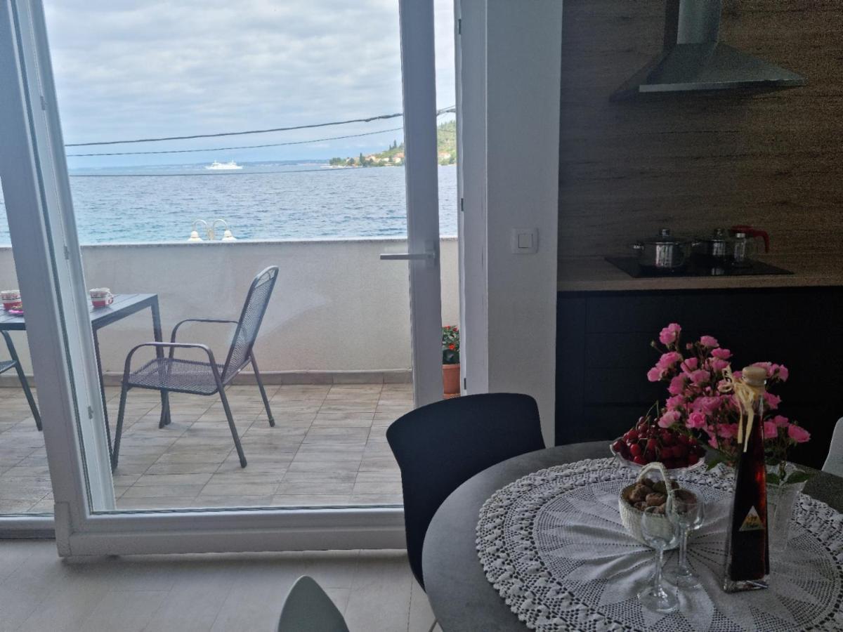 Kamena Kuca Pandorovica Apartment Kali Bagian luar foto